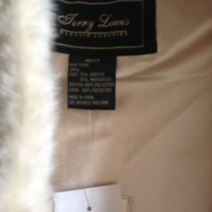 Cape/Shawl